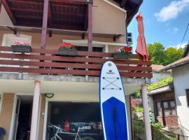 Paulinio, Hotel in Jajce