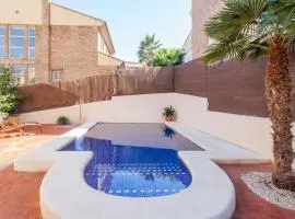 Casa en Valencia, cerca de golf, playas, moto Gp