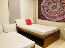 Barkada Room 2 near Clark (Casa Isabela): Mabalacat şehrinde bir otel
