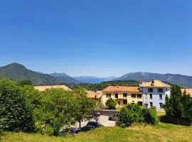 Appartamento soleggiato con vista panoramica - Via Rinaldi