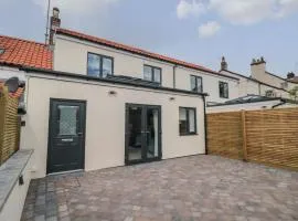 1 Staveley Cottages