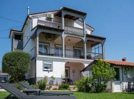 Apartments Villa Bazilika