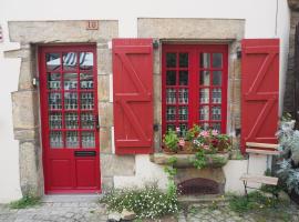 Traditional house in the heart of La Roche-Bernard, hotel v destinácii La Roche-Bernard