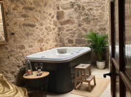 Ambar SPA. Azagalla Rural, hotel in Casas del Abad