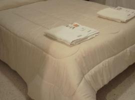 Hotel Plaza, hotel in Coronel Suárez