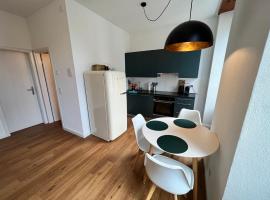 Stay Swiss 1 bedroom apartments in old town, Ferienwohnung in Pruntrut