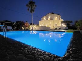 Villa Alex, hotel v destinaci Tavronitis