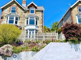 83 Gills Cliff Road, будинок для відпустки у місті Wroxall