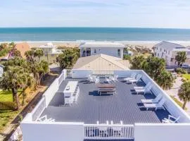 Sol Mate Roof top deck at the Beach Private heated pool spa and firepit