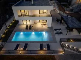 Villa Mirage