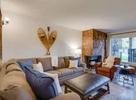 Walk to Ski Shuttle Cozy Mountain Meadows Condo