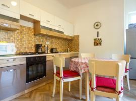 Barok Apartments, villa in Braşov