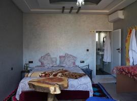 Chez Imnir, hotel v destinaci Ijjoukak