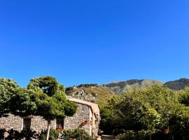 Mandra Chiusilla, hotel a Collesano