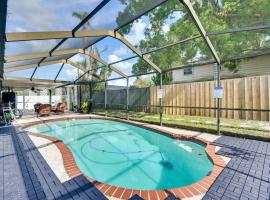 Cozy Brandon Vacation Rental with Shared Pool!, hotell Brandonis