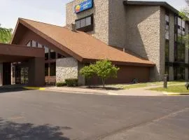 Comfort Inn & Suites Syracuse-Carrier Circle