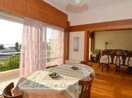 Mytilini central apt 5 min walk from port, shops