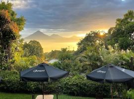Monte Alto hospedaje eventos y mas, hotell med parkeringsplass i Guatemala