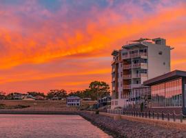 Wallaroo Marina Apartments、ウォラルーのホテル