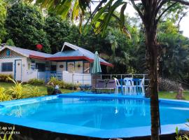 Sun House Rental, cabin in Mambajao