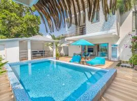 4-bdr luxury villa at a villa resort with beach club and concierge service