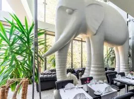 리가에 위치한 호텔 Rixwell Elefant Hotel