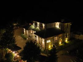 Bujtina Adora, hotel ieftin din Ara të Lumit