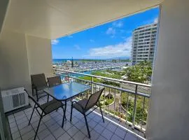 Ilikai Hotel Condo with Kitchen and Ocean View