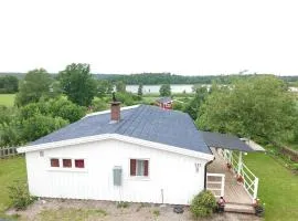 Anten Lake House