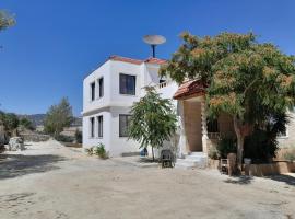 بوابة جرش الرومانيه الشماليه, villa in Jerash