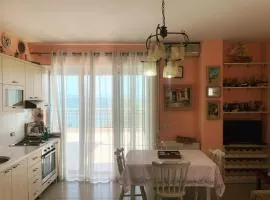 Lake View Apartment