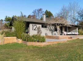 Beautiful Home In Gilleleje With Wifi And 3 Bedrooms, feriebolig i Gilleleje