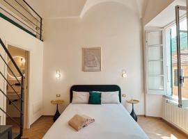 Alto Borgo Rooms, hotel u gradu 'Finale Ligure'