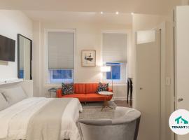 Inner Harbor's Best Luxury Furnished Apartments apts, luxury hotel in Baltimore