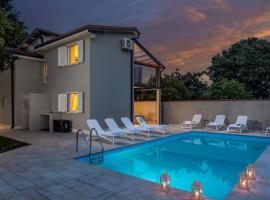 Villa Pietra, hotel v mestu Brtonigla