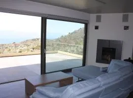 260sqm villa in Loutraki with a sea view