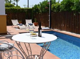 Private Villa with pool - CA3LT, hotel v destinaci Torre-Pacheco