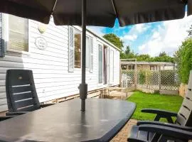 2 Bedroom Lovely Home In Retranchement