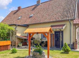 Cozy Apartment In Kalkhorst With Kitchen, vacation rental in Kalkhorst