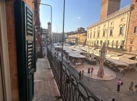 Verona Luxury Flats , Piazza Erbe with balcony on main square, luxury hotel in Verona