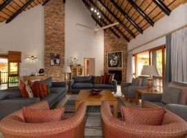 Kruger Park Lodge Unit No. 308, hotel v destinaci Hazyview
