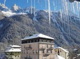 Superbe appart rénové centre, 7-10 pers, animaux admis - FR-1-517-37