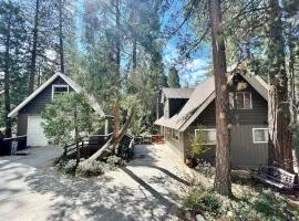 Family Friendly A Frame, Pets stay Free!