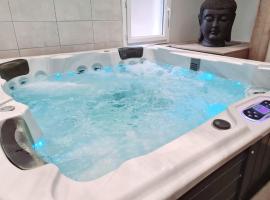 Le Cheval Blanc, hotel in Arles