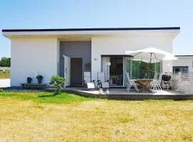 Modern Beach Cottage in Tofta, Gotland