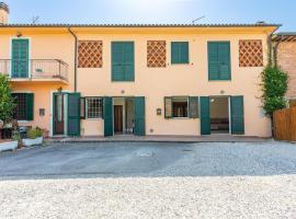 2 Bedroom Cozy Home In Altopascio, hotel en Altopascio