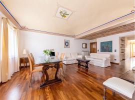 Royal Domus Perugia - via Mazzini, hotell i Perugia