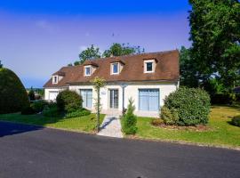 LES DRYADES MILLY, self catering accommodation in Milly-la-Forêt