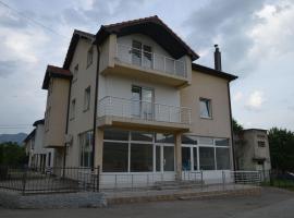 Apartmani Previja, overnachting in Berane