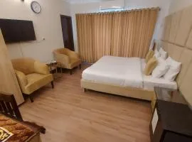 Arena Lodge Guesthouse